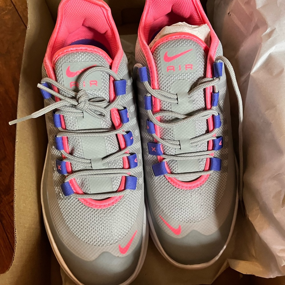Women’s Nike Sneakers Brand New